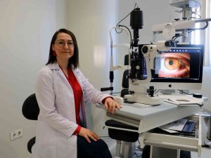 Aynı Kişideki Farklı Göz Renkleri Hastalık Değil