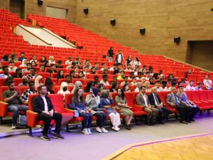 Ebyü’de “Uluslararası Öğrencilerle Buluşma” Toplantısı Gerçekleştirildi