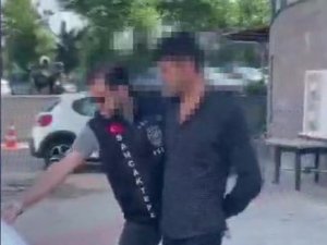 Sancaktepe’de 44 Kaçak Göçmen Kamyon Kasasında Yakalandı
