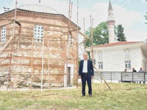 Osmanlı’nın İlk Başkenti Yenişehir’de Tarihi Eserlerin Etrafı Açılıyor