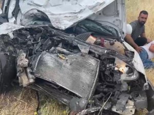 Diyarbakır’da Tır İle Otomobil Çarpıştı: 1 Yaralı
