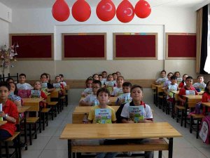 Şahinbey’de Öğrencilere Tatil Kitabı