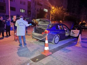 İ̇zmir’de Silahı Çatışma: 1’i Polis 2 Yaralı