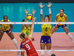 A Milli Kadın Voleybol Takımı, Brezilya’ya 3-1 Mağlup Oldu