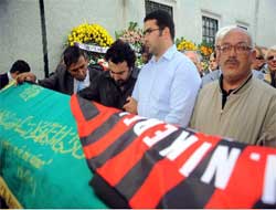 Oyuncu Nihat Nikerel (Seyfo Ağa), son yolculuğuna uğurlandı