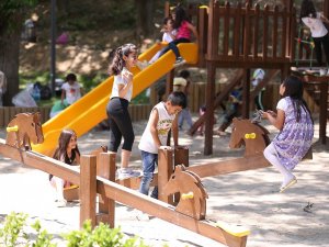 Öğrenciler Okul Stresini Doğal Yaşam Parkında Atıyor