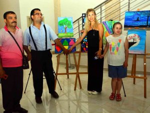 Hem Eserlerini Sergilediler Hem De Eğlendiler