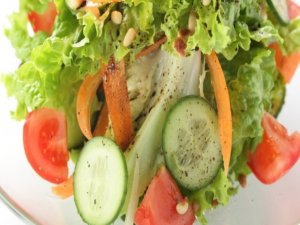 Muhteşem salatalarla gelen şifa