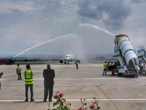 Umman’dan İ̇lk Uçak Bursa’ya Geldi