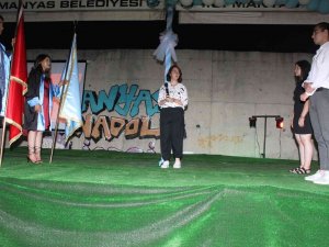 Manyas Anadolu Lisesi 10. Dönem Mezunlarını Uğurladı