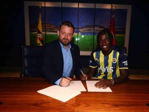 Bruma İmzayı Attı