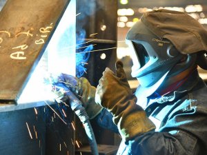 Karçel 9 Bin 600 Ton İhracat İle 148’inci Sırada Yer Aldı