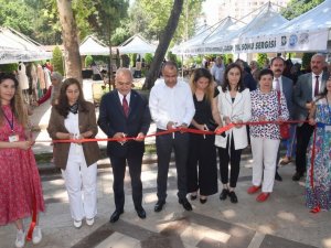 Osmaniye’de Kadınların El Emeği Göz Nuru Ürünleri Sergilendi
