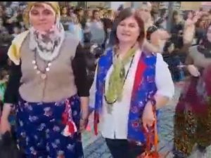 Ankara’da Geleneksek Kadın Kıyafeti “Çinti” Yarışması