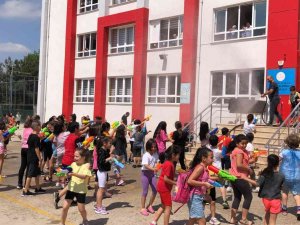 Su Savaşıyla Bir Yılın Stresini Attılar