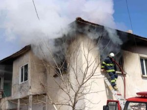 Günyüzü İlçesinde Aynı Evde 2 Ayda Üçüncü Yangın