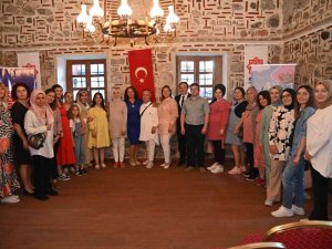 Karesi’de Anneliğe Hazırlık Eğitimi Sona Erdi