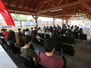 Yks’ye Girecek Öğrencilere Sınav Kaygısı Semineri