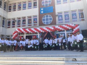 Nazilli’de Karne Ve Yaz Tatili Sevinci