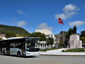 Büyükşehir’den Öğrenciler Ve Sınav Görevlilerine Ücretsiz Ulaşım