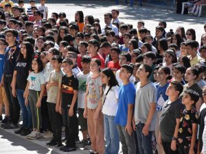 Öğrenciler İki Sevinci Bir Arada Yaşadı