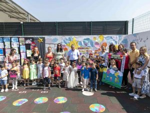 Mersin Büyükşehir Belediyesinin Kreşlerinde Minikler Karne Heyecanı Yaşadı