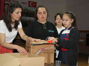 Eskişehirli Öğrencilerden Stem Dayanışması