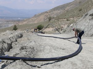 Başpınar’da Selden Zarar Gören İçme Suyu Hattı Yenileniyor