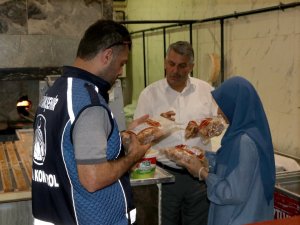 Van’da Zabıta Ekipleri Lokanta Ve Restoranları Denetledi
