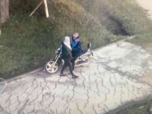 Elindeki Dövme Hırsızı Ele Verdi