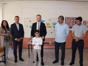 Hizan’da Öğrencilerin Karne Heyecanı