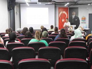 Atakum’da ‘Çocuk İ̇hmali Ve İ̇stismarı’ Semineri