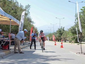 Yol Bisikleti Türkiye Şampiyonası Denizli’de Başladı