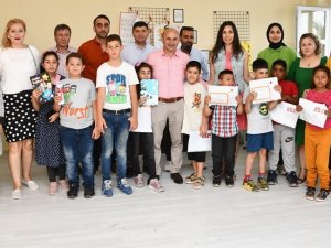 Altınova Ve Çiftlikköy’de Karne Heyecanı