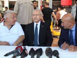 Chp Lideri Kılıçdaroğlu İ̇zmir’de Sanayi Esnafı İle Buluştu