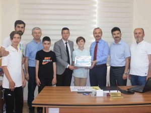 Sana Emanet Bilgi Yarışmasını Kazananlar Ödüllerini Aldı