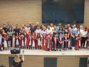 Gündüz Çocuk Bakımevi’nde Mezuniyet Coşkusu