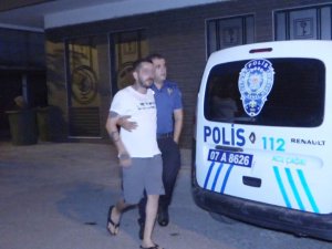 Parkta Hasmına Ateş Açtı, Yakalanınca Gazetecilere “Bilseydik Yakışıklık Çıkardık“ Dedi