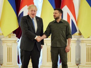 İ̇ngiltere Başbakanı Johnson’dan Kiev Ziyareti