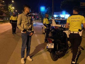 "Amcam Polis" Dedi, Ceza Yağdı