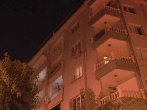 Bahçelievler’de 16 Yaşındaki Kız Çamaşır Silkelerken Camdan Düştü