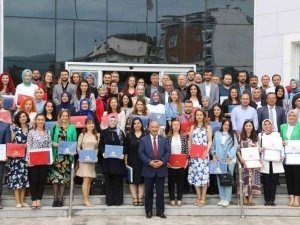 Kütahya’da ’Ulusal Kalite Etiketi’ Alan Öğretmenlere Ödül