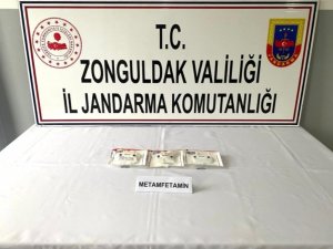 Jandarmadan Uyuşturucu Operasyonu;3 Tutuklu