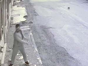 Halter Barıyla İş Yerine Saldırdı, Beyaz Eşya Dükkanını Savaş Alanına Çevirdi
