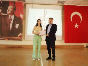 Bursa Zeki Müren Güzel Sanatlar Lisesi, ‘Desen’ Yarışmasına Damga Vurdu