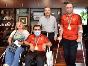 Avrupa Şampiyonlarından Başkan Ataç’a Ziyaret