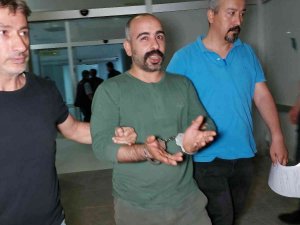 100 Bin Liralık Altın Ve Paralarla Kaçarken Otogarda Yakalanan Şahıs Tutuklandı