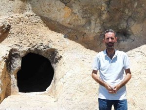 Antik Kentteki Kralın Kızının Mezarında Dinamitli Tertibat Hakkında Kazı Başkanı Konuştu