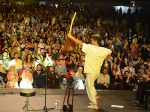 Açıkhava’da Mark Eliyahu Rüzgarı