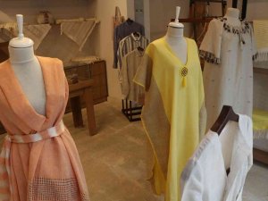 Samsun Kenevirinden Rengarenk Giysiler